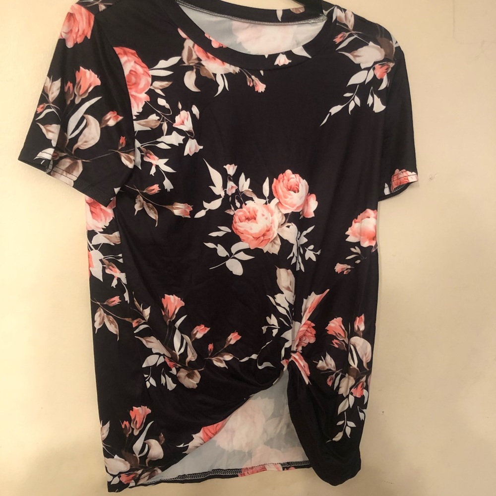 Woman’s shirts